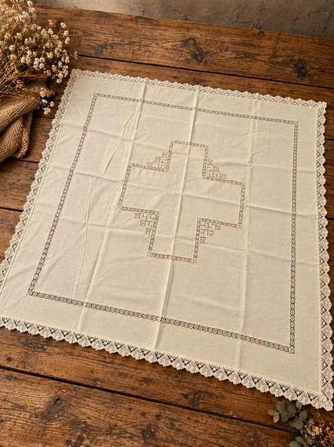 Square Table Cloth (45×45)