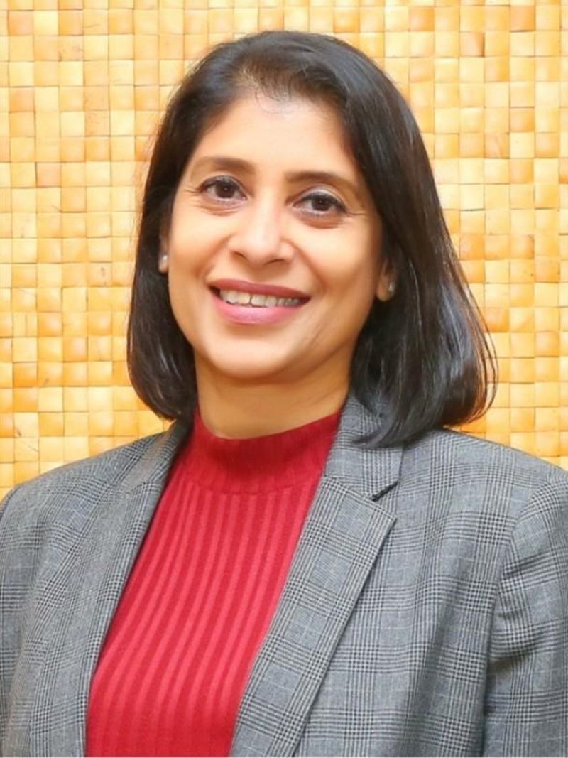 Portrait of Chaya Ranaweera, Co-Founder of House of Ceylon